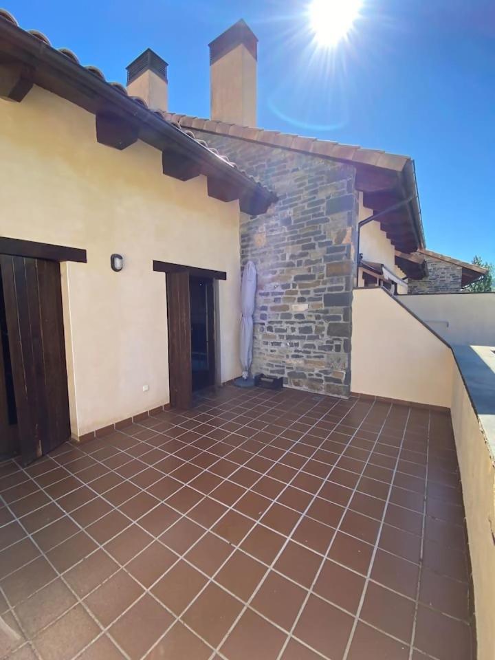 Coqueto Apartamento Duplex Fiscal Exterior foto